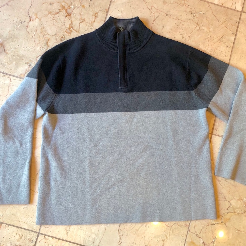 🎈 Open to Offers 🎈GAP sweater with neck zip